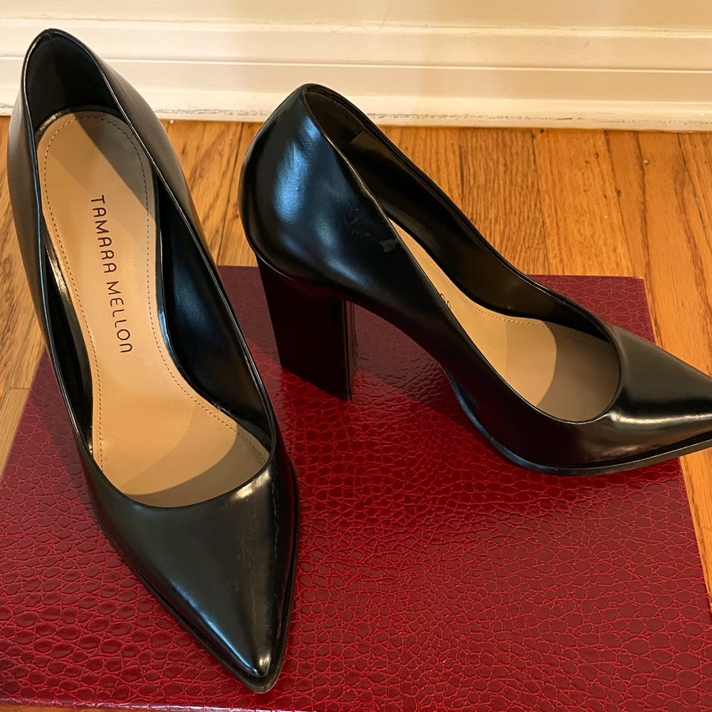 Tamara Mellon Size 37 heels. Includes dust bag and box. Slightly worn.
